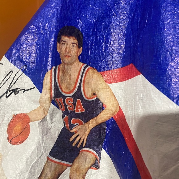 1992 Dream Team Olympic Basketball Team Collectors Jacket - Picture 12 of 15